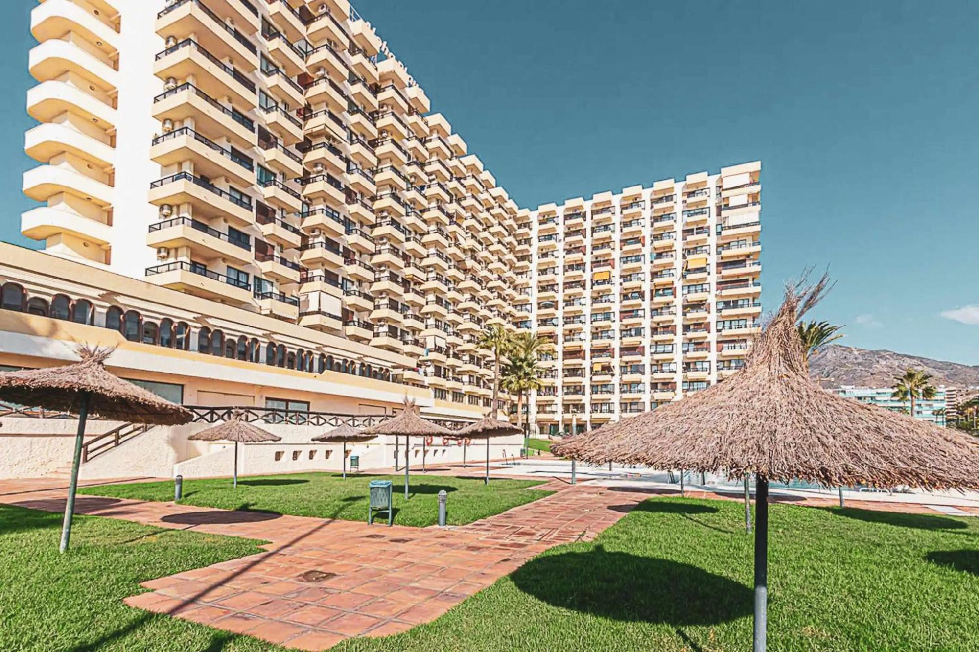 Precioso Apartamento En Primera Linea De Playa بينالماذينا المظهر الخارجي الصورة