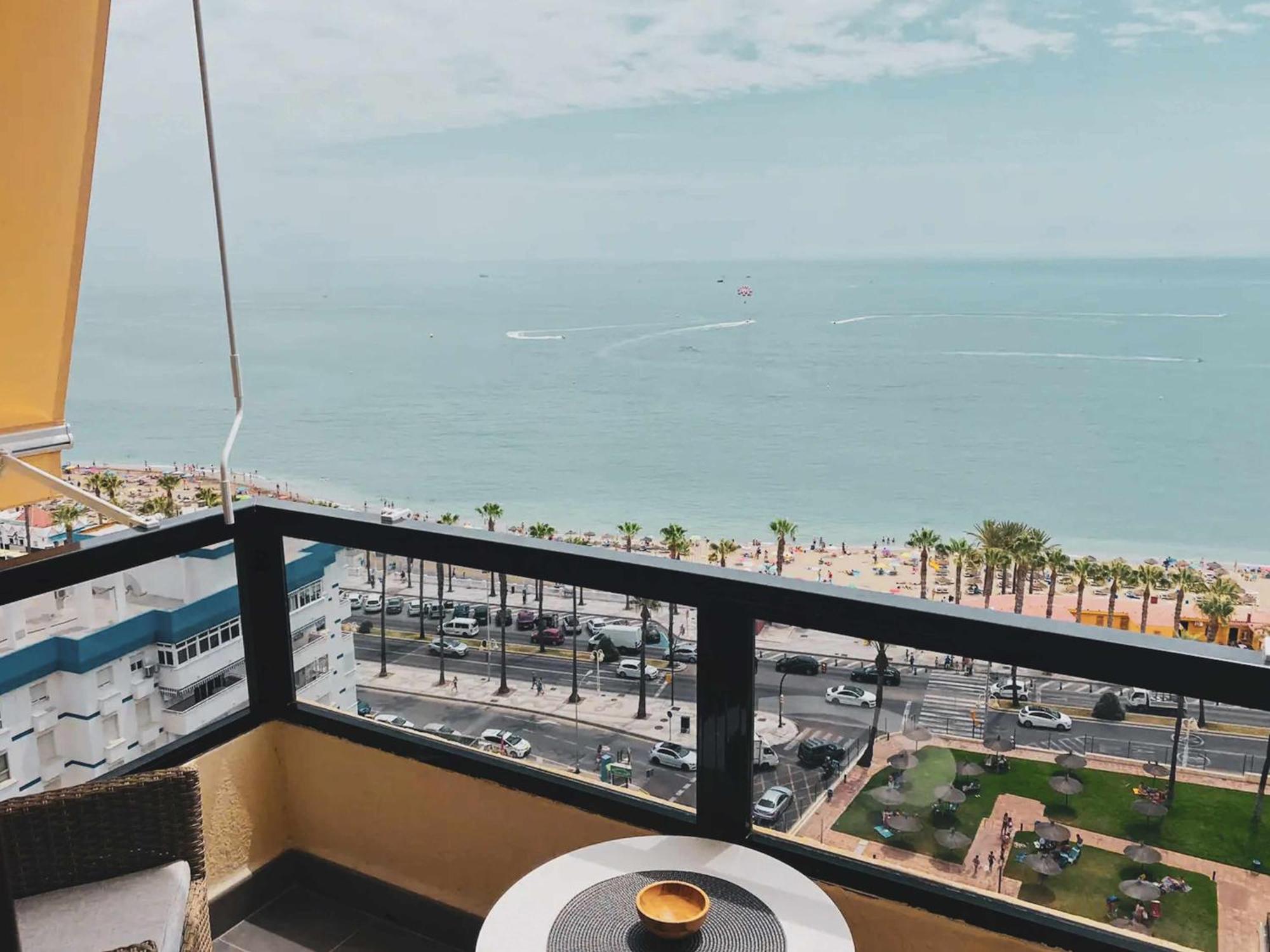 Precioso Apartamento En Primera Linea De Playa بينالماذينا المظهر الخارجي الصورة